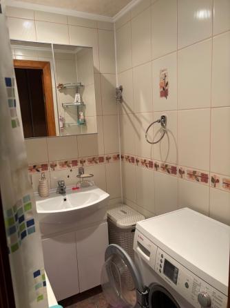 3-комн. квартира, 69 м² · Донецк, Ленинский район