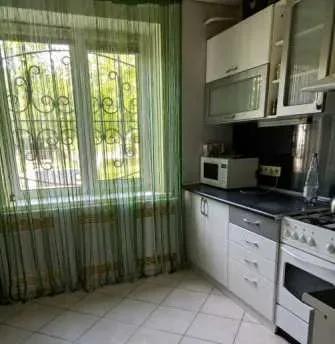 3-комн. квартира, 73 м² · Донецк, Кировский район · фото 1