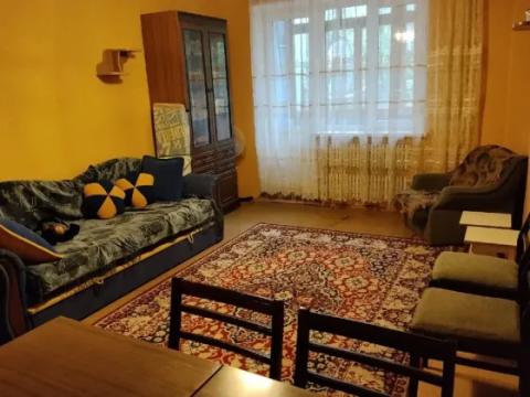 3-комн. квартира, 80 м² · Донецк, Ленинский район
