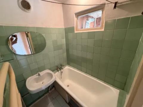2-комн. квартира, 46 м² · Донецк, Ленинский район