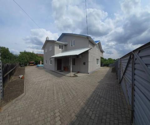 Дом, 200 м² · Донецк, Пролетарский район