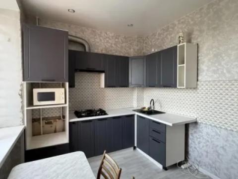 2-комн. квартира, 60 м² · Донецк, Будённовский район