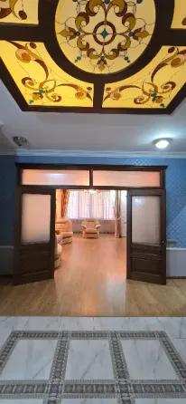 4-комн. квартира, 138 м² · Донецк, Киевский район