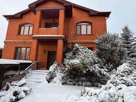 Дом, 400 м² · Донецк, Куйбышевский район
