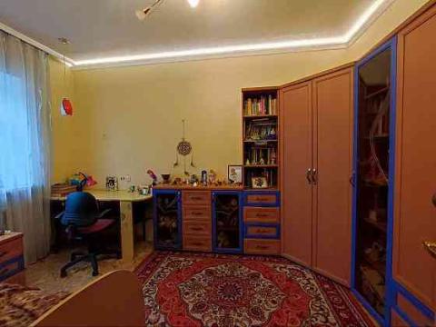 Дом, 100 м² · Донецк, Куйбышевский район