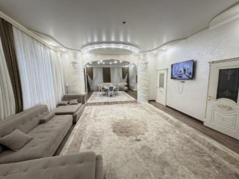 Дом, 160 м² · Донецк, Калининский район