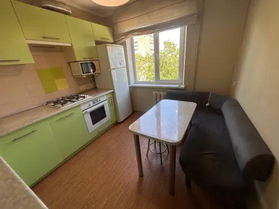 3-комн. квартира, 65 м² · Донецк, Пролетарский район · фото 1