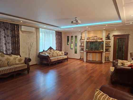 5-комн. квартира, 197 м² · Донецк, Ворошиловский район · фото 1