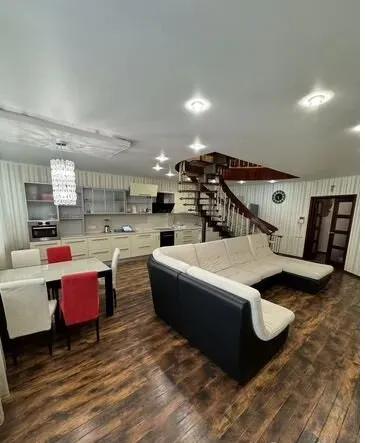 4-комн. квартира, 255 м² · Донецк, Ворошиловский район · фото 1