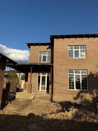 Дом, 250 м² · Донецк, Калининский район · фото 1