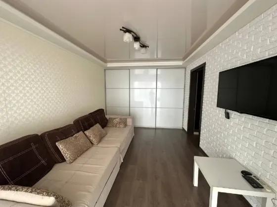2-комн. квартира, 54 м² · Донецк, Ворошиловский район · фото 1