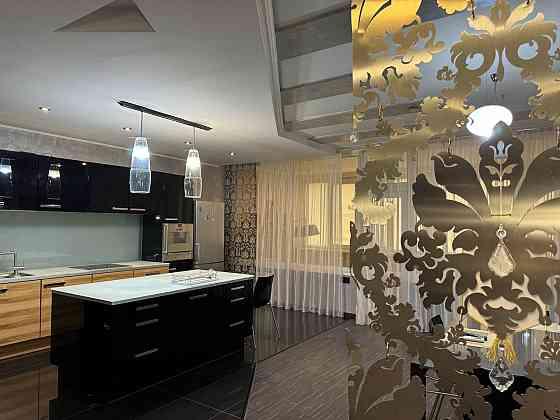 5-комн. квартира, 300 м² · Донецк, Ворошиловский район · фото 1
