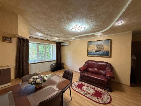 3-комн. квартира, 60 м² · Донецк, Ворошиловский район · фото 1