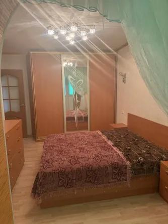 3-комн. квартира, 70 м² · Донецк, Куйбышевский район