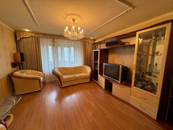 3-комн. квартира, 70 м² · Донецк, Куйбышевский район · фото 1