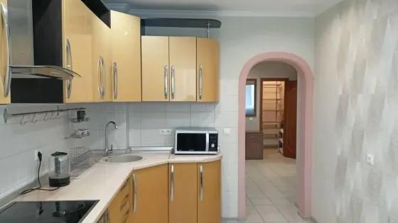 1-комн. квартира, 38 м² · Донецк, Кировский район · фото 1