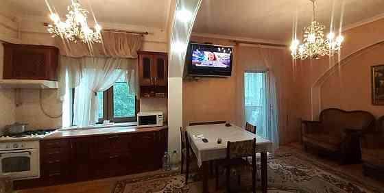 3-комн. квартира, 80 м² · Донецк, Ленинский район · фото 1