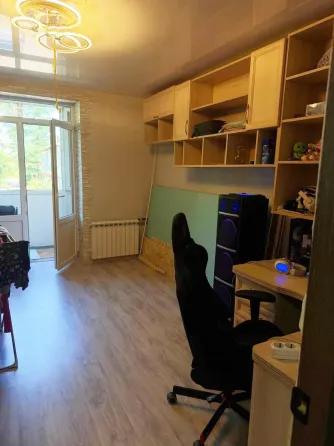2-комн. квартира, 49 м² · Донецк, Пролетарский район · фото 1