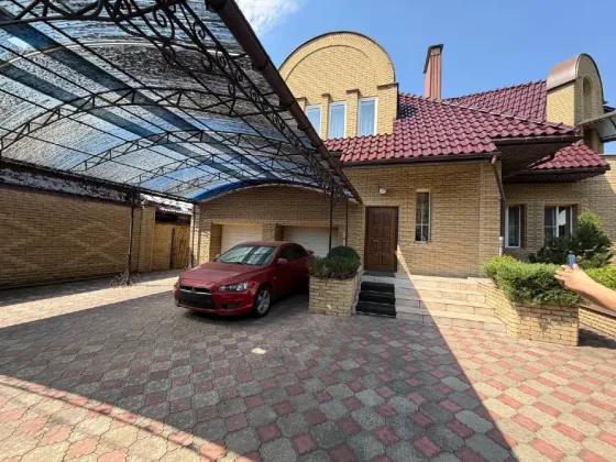 Дом, 235 м² · Донецк, Калининский район · фото 1