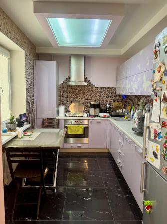 3-комн. квартира, 69 м² · Донецк, Ворошиловский район · фото 1
