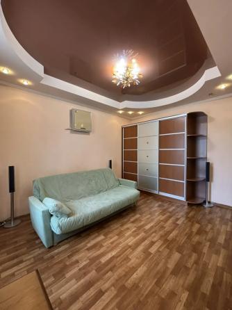 2-комн. квартира, 52 м² · Донецк, Ленинский район · фото 1