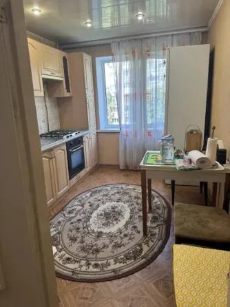 3-комн. квартира, 63 м² · Донецк, Будённовский район · фото 1