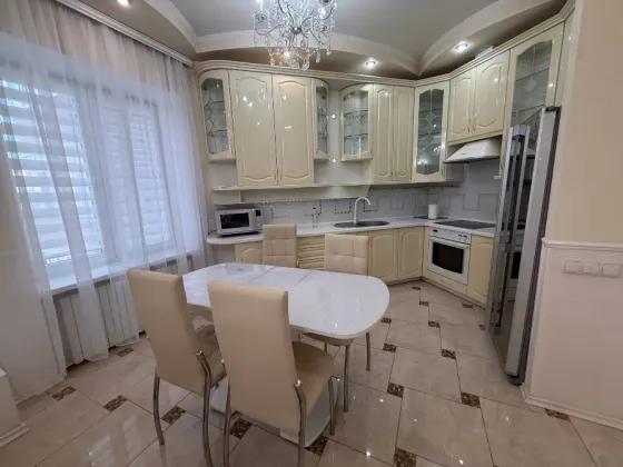 2-комн. квартира, 90 м² · Донецк, Ворошиловский район · фото 1