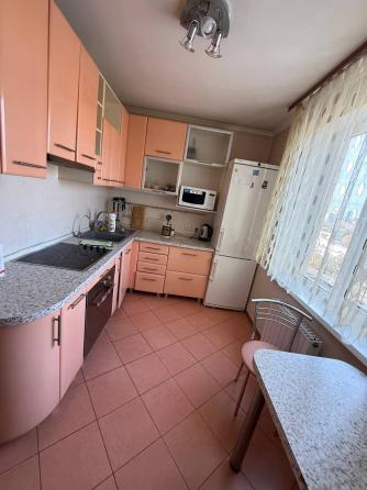 3-комн. квартира, 70 м² · Донецк, Калининский район · фото 1