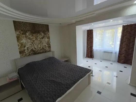 2-комн. квартира, 53 м² · Донецк, Кировский район · фото 1