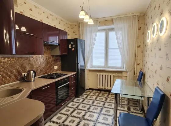 2-комн. квартира, 53 м² · Донецк, Ленинский район · фото 1
