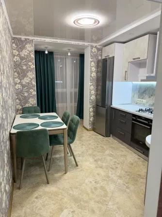1-комн. квартира, 38 м² · Донецк, Ленинский район · фото 1