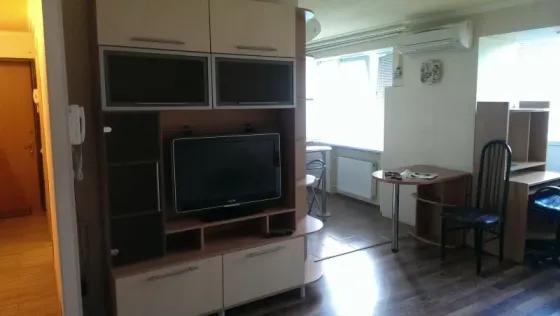 2-комн. квартира, 47 м² · Донецк, Ленинский район · фото 1