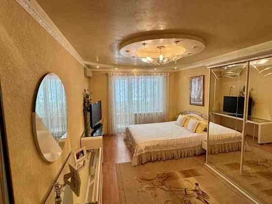 4-комн. квартира, 130 м² · Донецк, Пролетарский район · фото 1